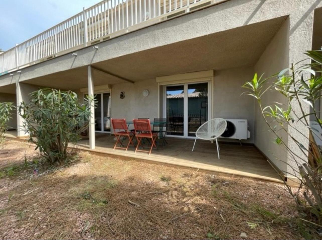 Fiori Di Cala Rossa Hoteliere Appartement *