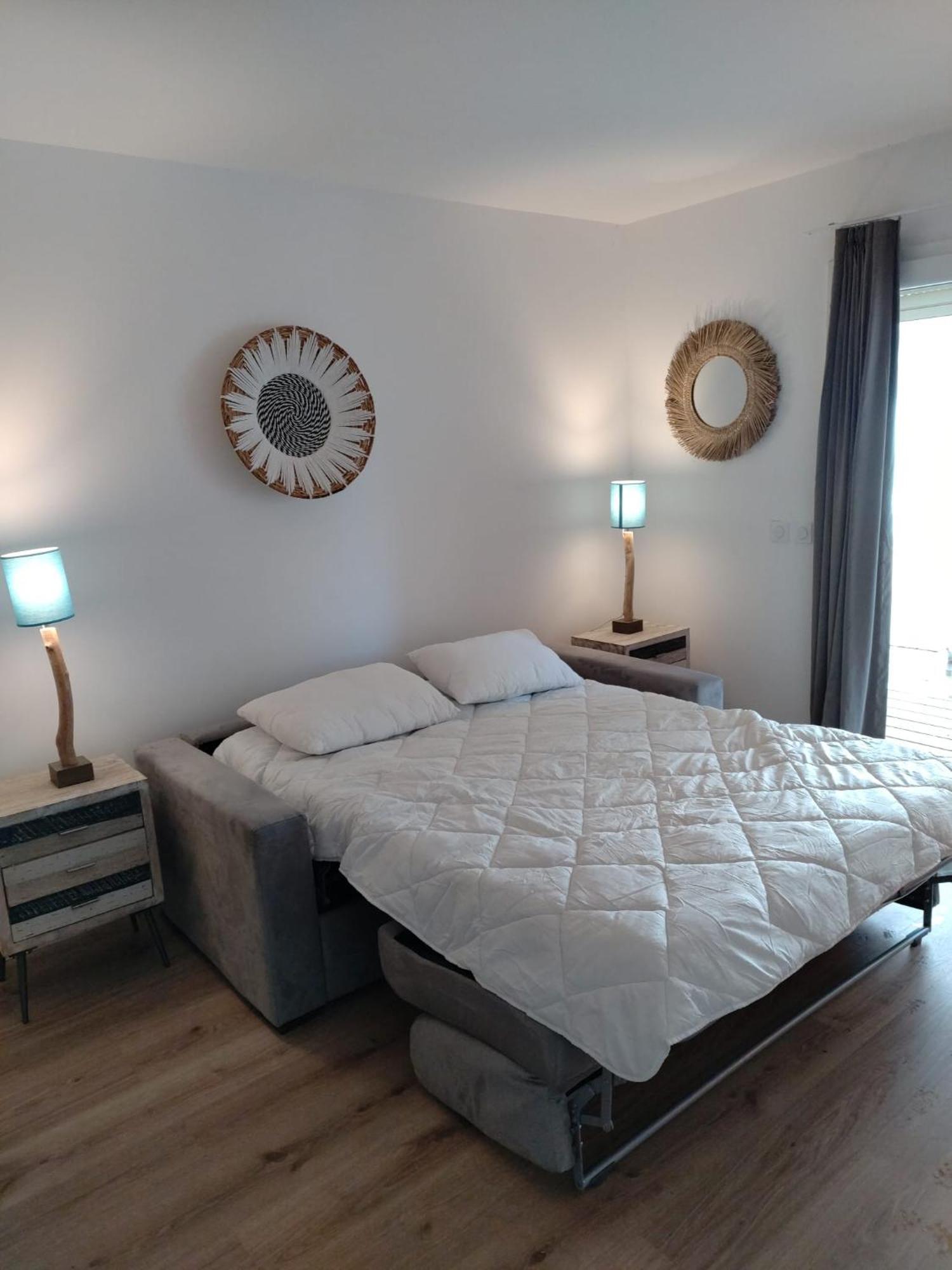 Fiori Di Cala Rossa Hoteliere Apartamento *