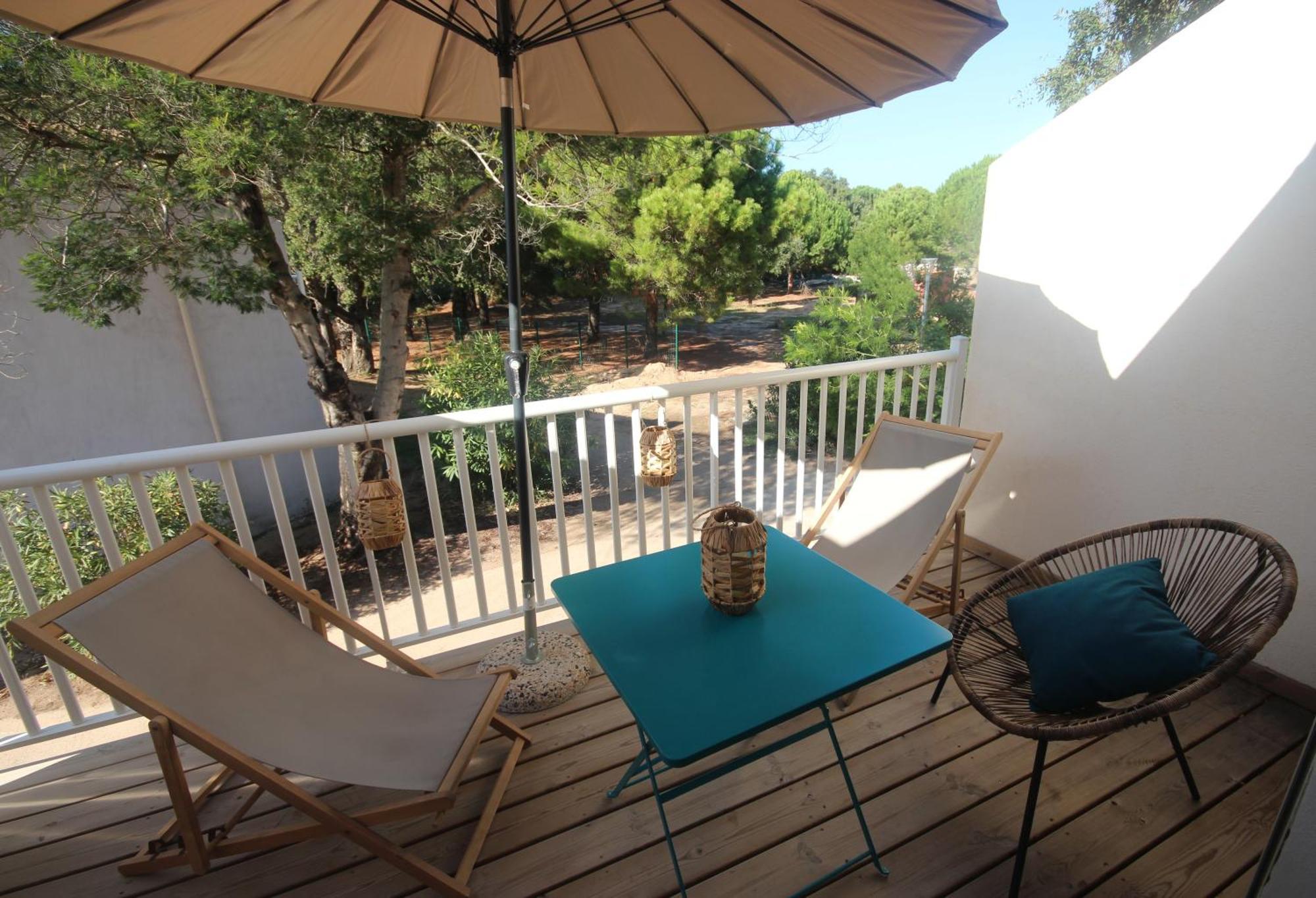Apartment Fiori Di Cala Rossa Hoteliere Lecci