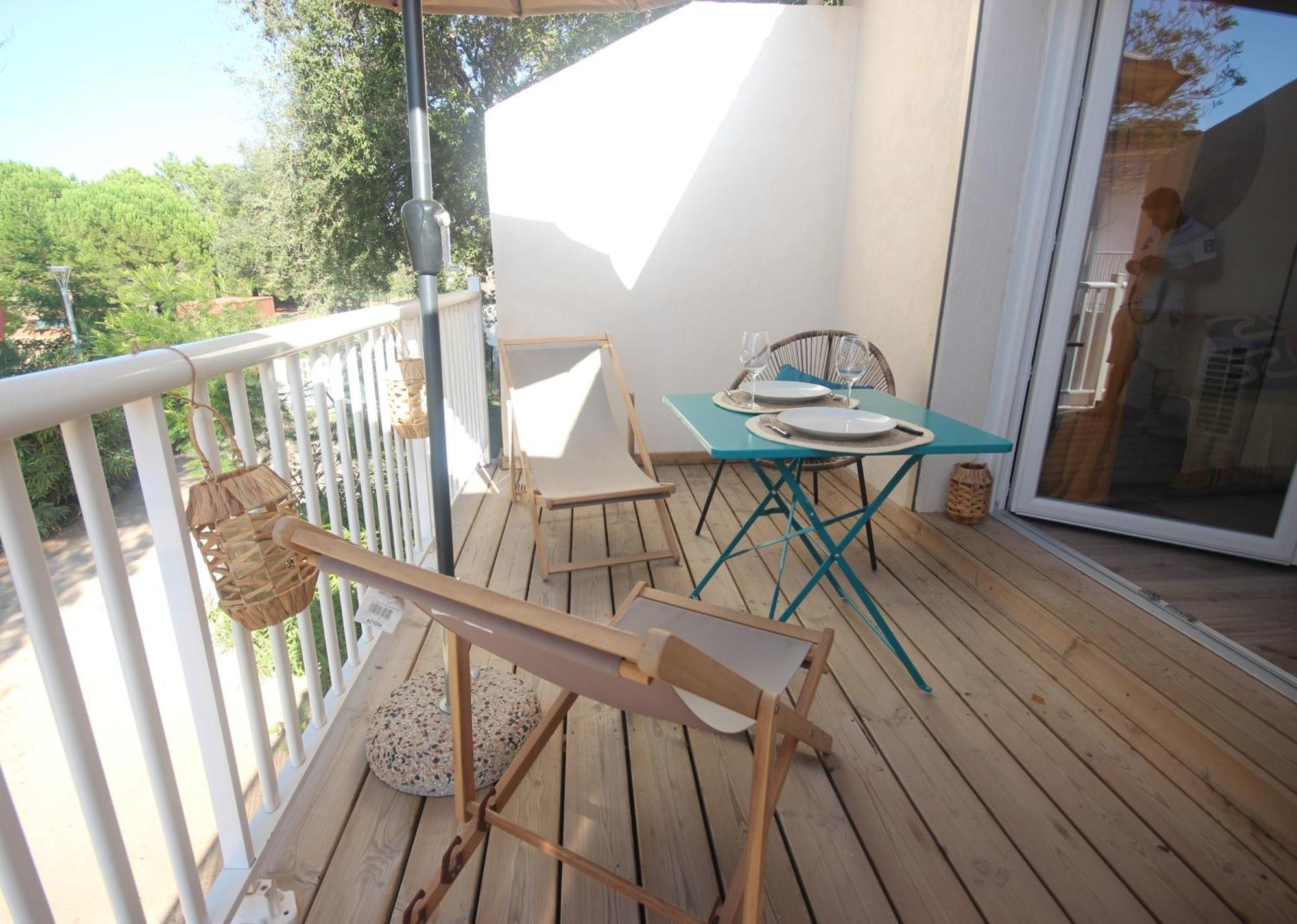 Fiori Di Cala Rossa Hoteliere Apartamento *